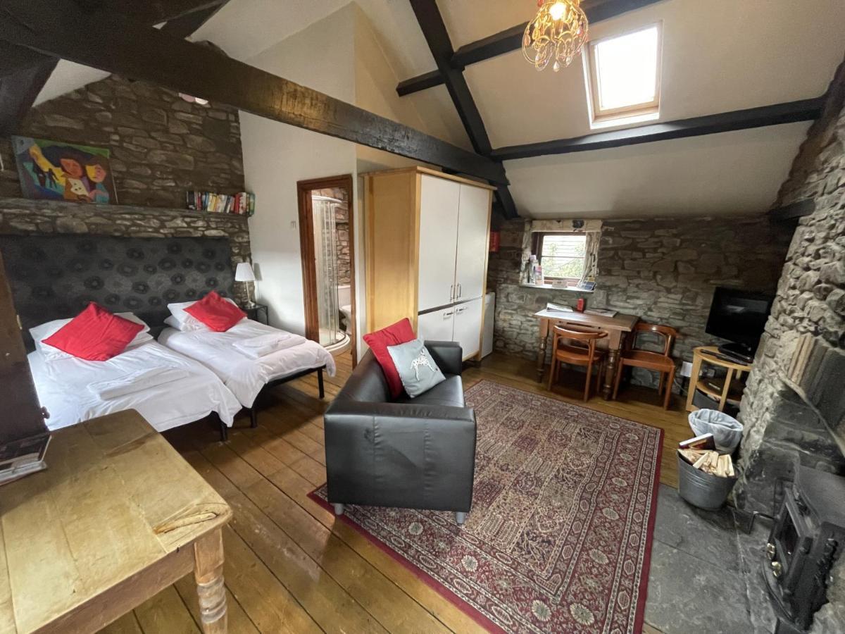 Tunnel Cottages At Blaen-Nant-Y-Groes Farm Aberdare Exterior foto